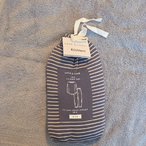 Love & Lore Women's Iris Striped Pajama Set — Gray & White - Picture 3 of 3